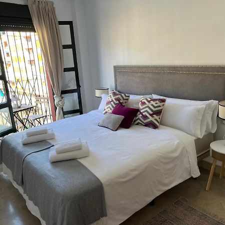 Amador Apartamento Familiar Centro Parking Amador De Los Rios Sevilla Dış mekan fotoğraf