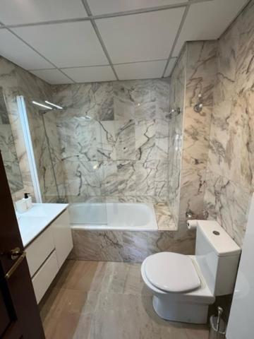 Amador Apartamento Familiar Centro Parking Amador De Los Rios Sevilla Dış mekan fotoğraf